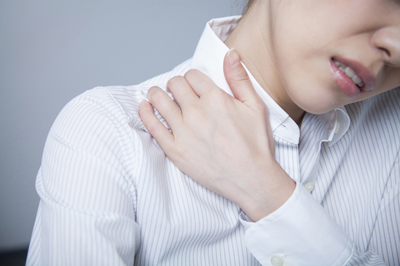 四十肩・五十肩はなぜ起こる？｜八尾市　整骨院