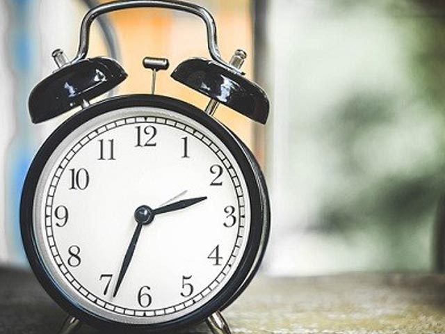 朝、起きれない人は〇〇を試してみるといいかも