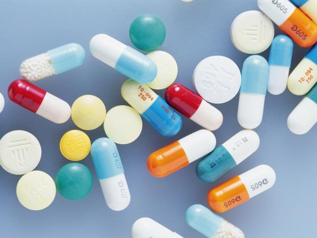 薬と一緒に飲んではいけない飲み物