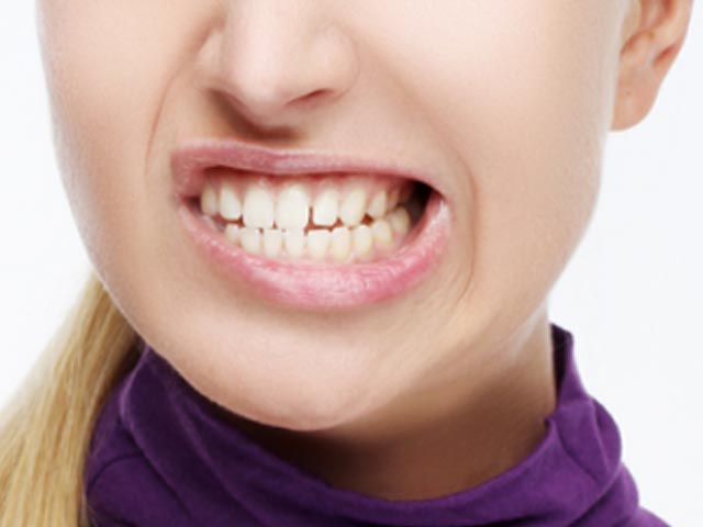 癖になっている人は要注意！歯の食いしばりに隠された危険性｜八尾市整骨院